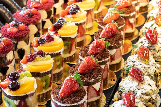 Deliciously Affordable: How to Cut Costs on Wedding Desserts